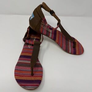 Toms Sandals, Sz 5.5, leather, canvas, boho, hippie,‎ t strap, ankle, beach